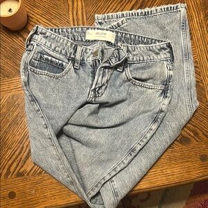 Hollister Women's Denim Straight Leg Jeans